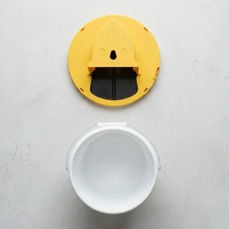 CatchAll's Bucket Lid Mouse Trap1