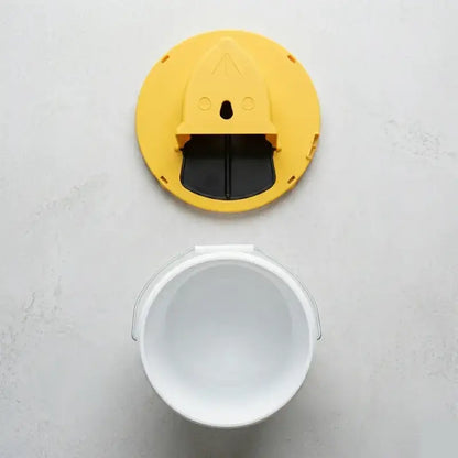 CatchAll's Bucket Lid Mouse Trap1